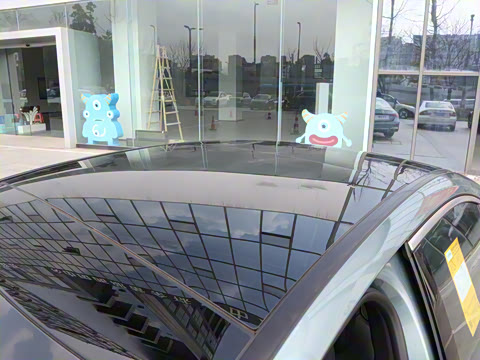 2025�� �Ŀ� C 260 L �˶���