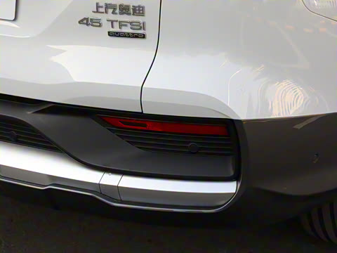 2024�� 45 TFSI quattro ������ ������װ 7��