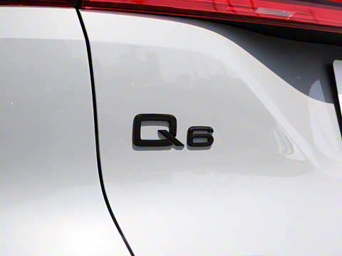 2024�� 45 TFSI quattro RS �׼����ٰ� 7��