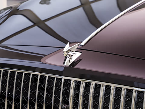 2024�� V8 Edition 8