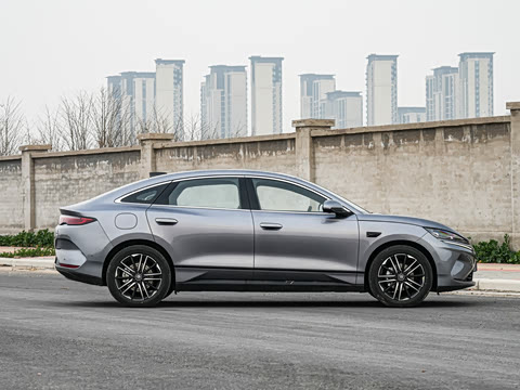 2025�� EV 545KM׿Խ��