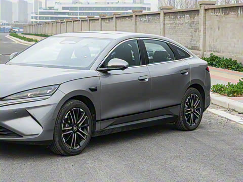 2025�� EV 545KM׿Խ��