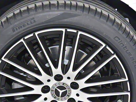 2025�� �Ŀ� C 200 L �˶���