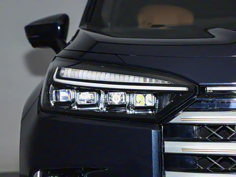 2025�� 180 ��������Ultra���� 6��