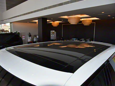 2025�� 3.0 L6 360PS ʢ����