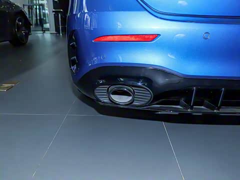 2025�� AMG A 35 L 4MATIC