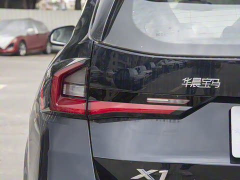 2024�� xDrive25Li M�˶���װ