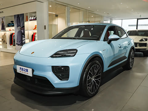 2024�� Macan 4