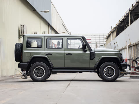 2025�� 2.0T ����