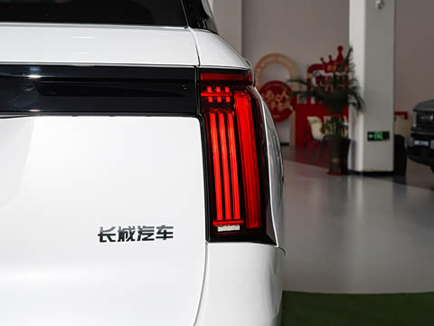 2025�� 2.0T�Զ�������Ӣ�� ����