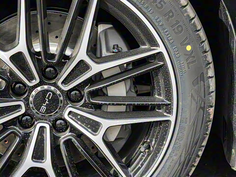 2025�� 650�Ǻ���