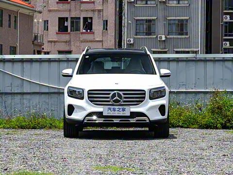 2025�� GLB 220 ������