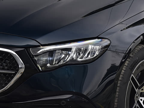 2024�� E 300 L �����˶���