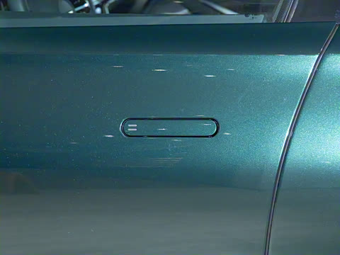 2025�� 4.0T V8 707