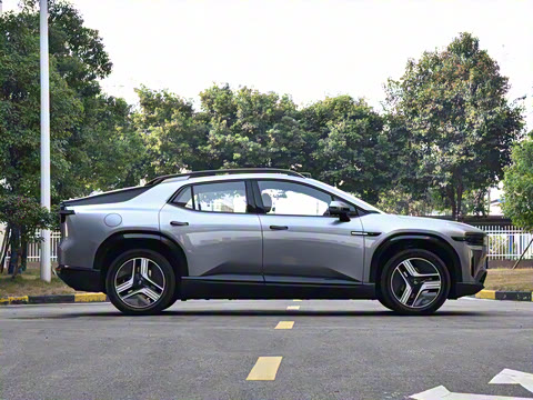 2025�� ���� ���� 39kWh Ultra�����ܰ�