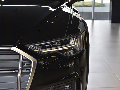 2025�� allroad quattro ̽���� 55 TFSI ����ԽҰ��