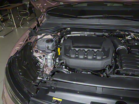 2025�� Pro 380TSI �ǿ���ҫ��