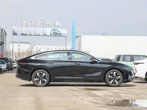 2025�� ��������� 525������