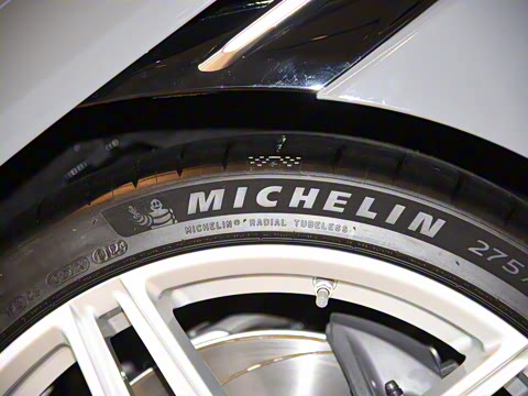 2025�� 4.0T V8 Coupe