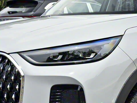 2025�� 2.0T ��������� 7��