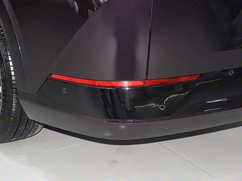 2025�� 650������ Max