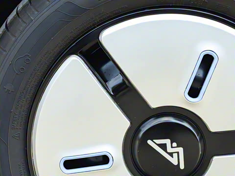 2025�� 210km ����Pro��