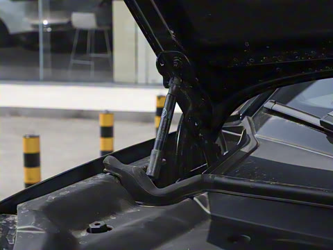 2025�� 700 Ultra�������������״��