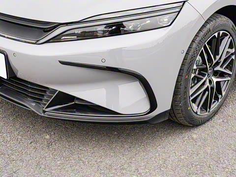 2025�� EV �Ǽݰ� 605KM������