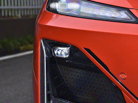 2025�� 285Max ��ΪǬ���Ǽ�ADS SE���̰�