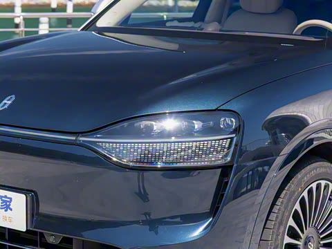 2025�� ���� Ultra�� 52kWh 5����