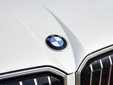 2025�� xDrive30L ������ M�˶���װ