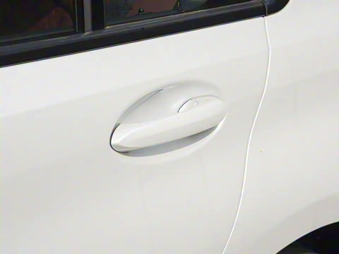 2025�� eDrive 40 L ��ҹ�˶���װ