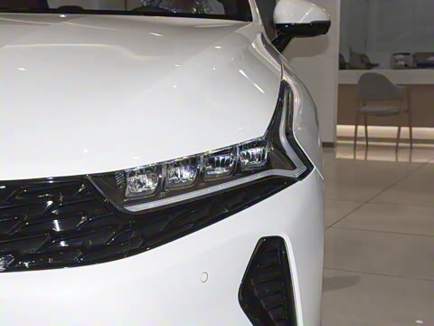 2025�� 2.0T ����