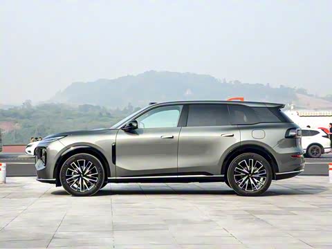 2025�� 215�����콢PLUS