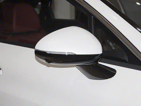 2025�� 2.0T ����