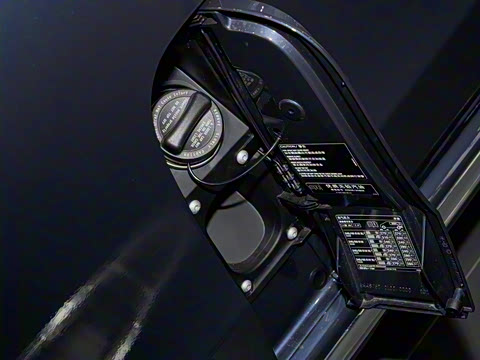 2024�� V 300 L ����������