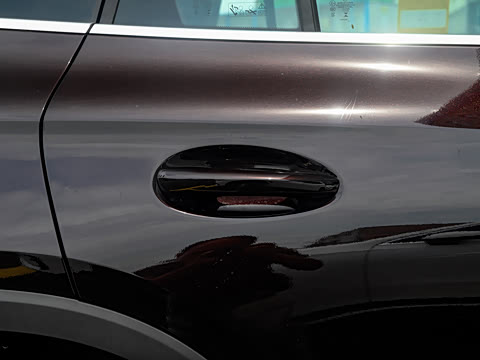 2024�� GLC 260 L 4MATIC ������ 5��