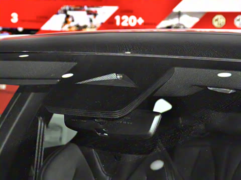 2025�� 2.0T Trophy+ �����˶���