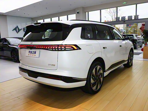 2025�� 636Max����� 5��