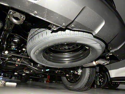 2025�� 2.0T�Զ�������Ӣ�� ����