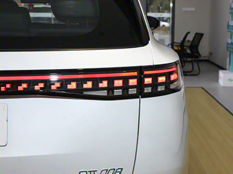 2025�� 636Max����� 5��