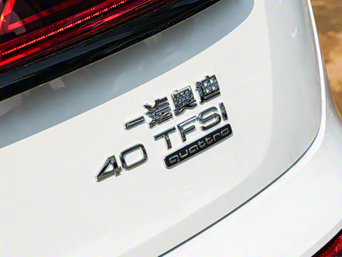 2025�� 45�����ذ� 40 TFSI ����������