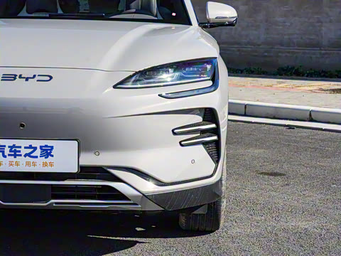 2025�� EV �Ǽݰ� 605km �콢��