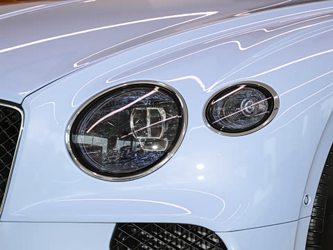 2024�� GT V8 Edition 8