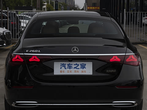 2025�� �Ŀ� E 260 L