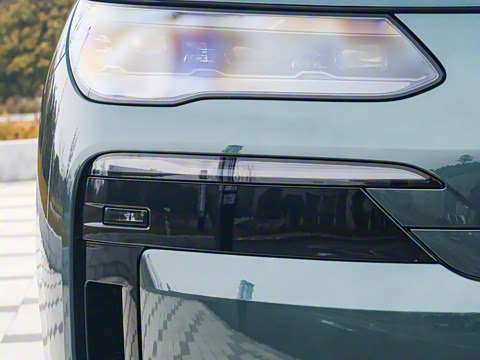 2025�� �콢��