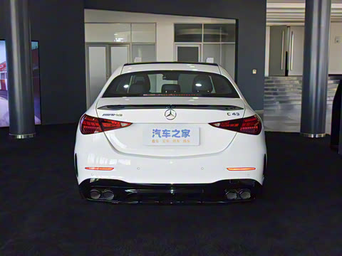 2024�� �Ŀ� AMG C 43 4MATIC