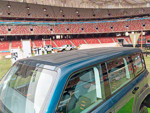 2024�� 2.0D ȫ�µ���Ӣ�۴�Խ��