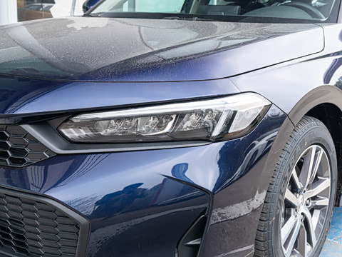 2025�� 240TURBO CVT ��ȤPlus