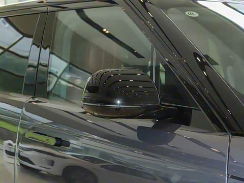 2025�� 400PS Dynamic HSE